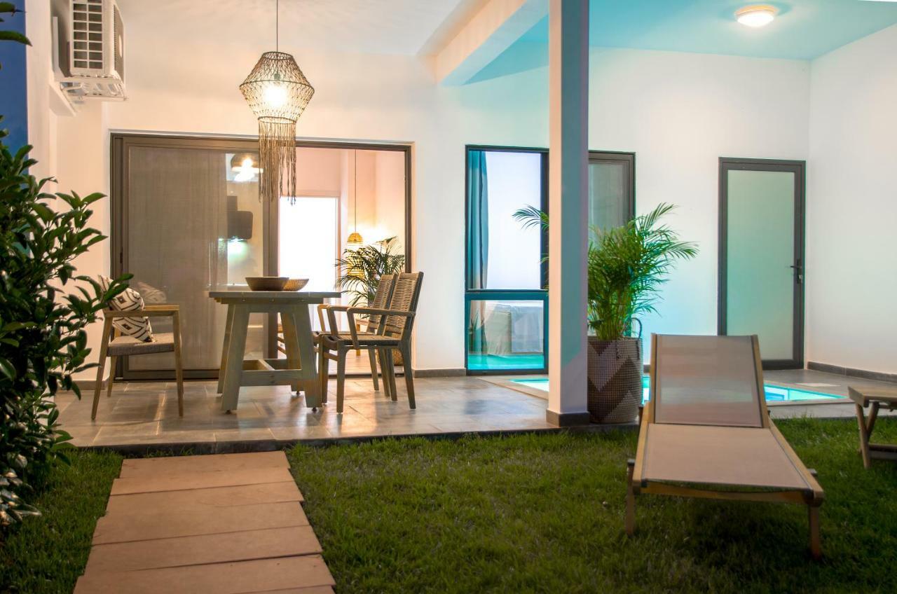 Thea Suites Potidea Nea Poteidaia Exterior foto